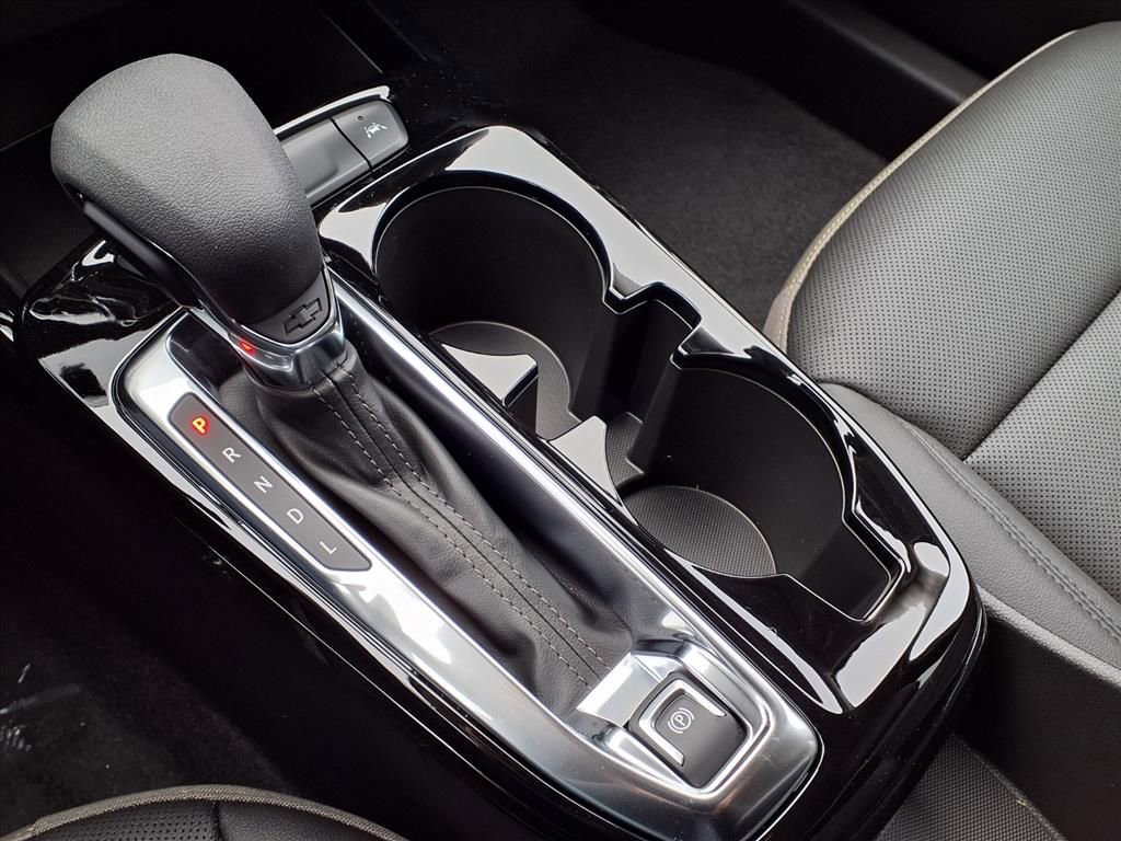 Thumbnail: 2026 Chevrolet Trax - 21