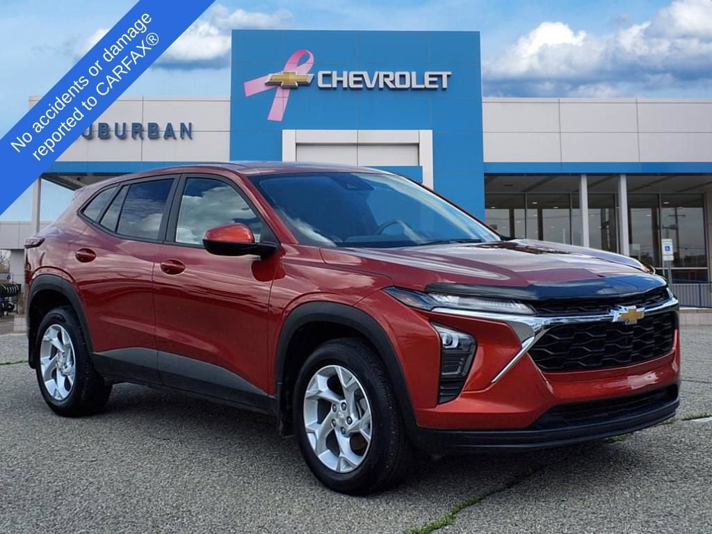 Thumbnail: 2024 Chevrolet Trax - 3