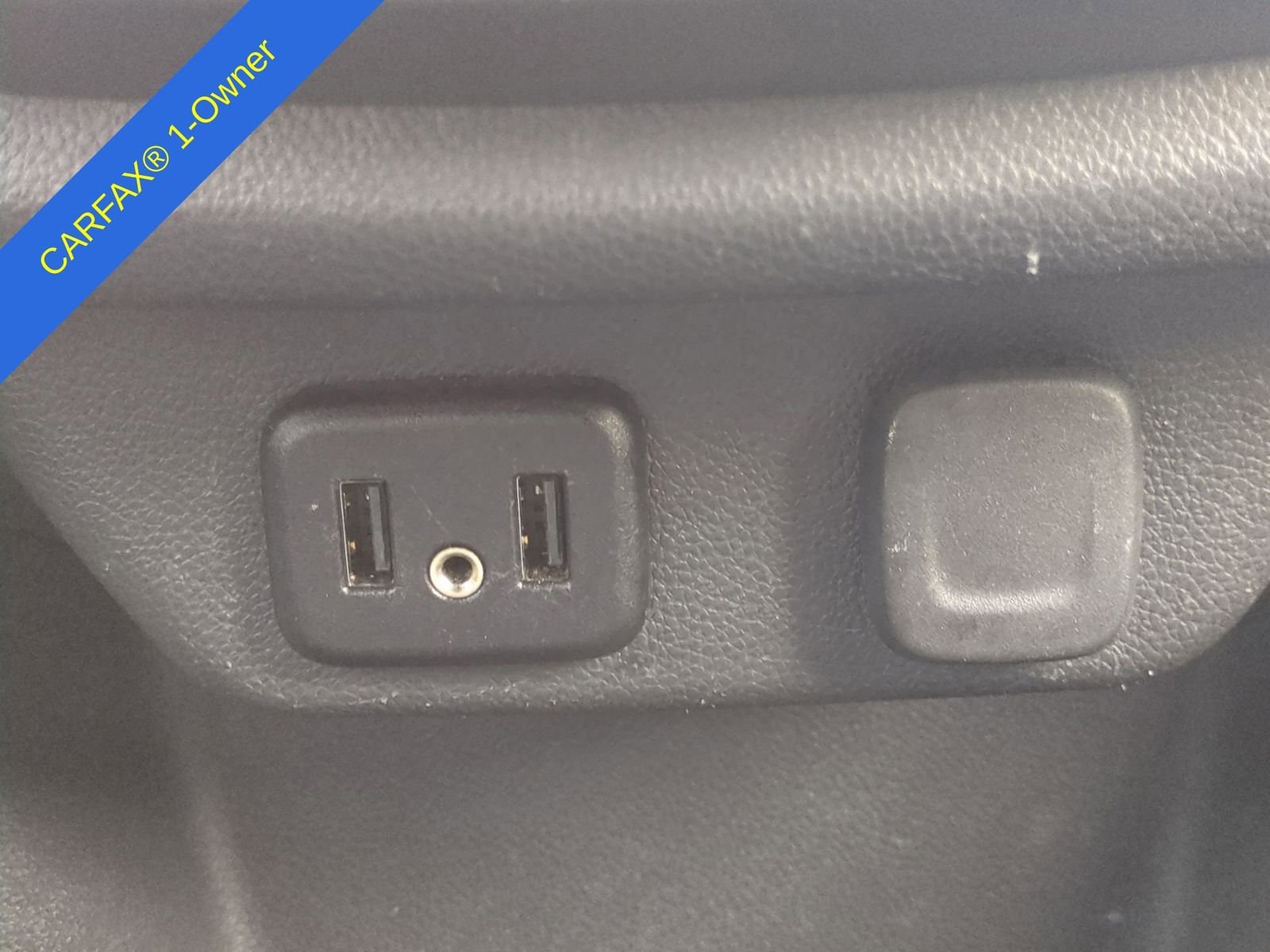 Thumbnail: 2023 Chevrolet Traverse - 30