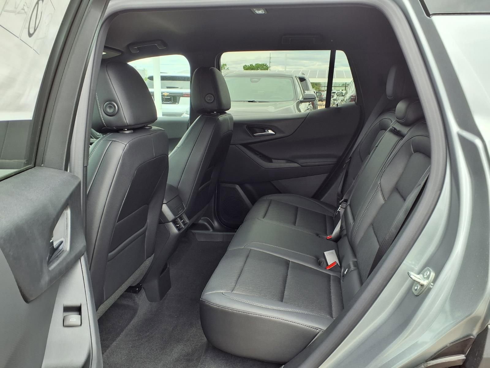 Thumbnail: 2026 Chevrolet Equinox - 9