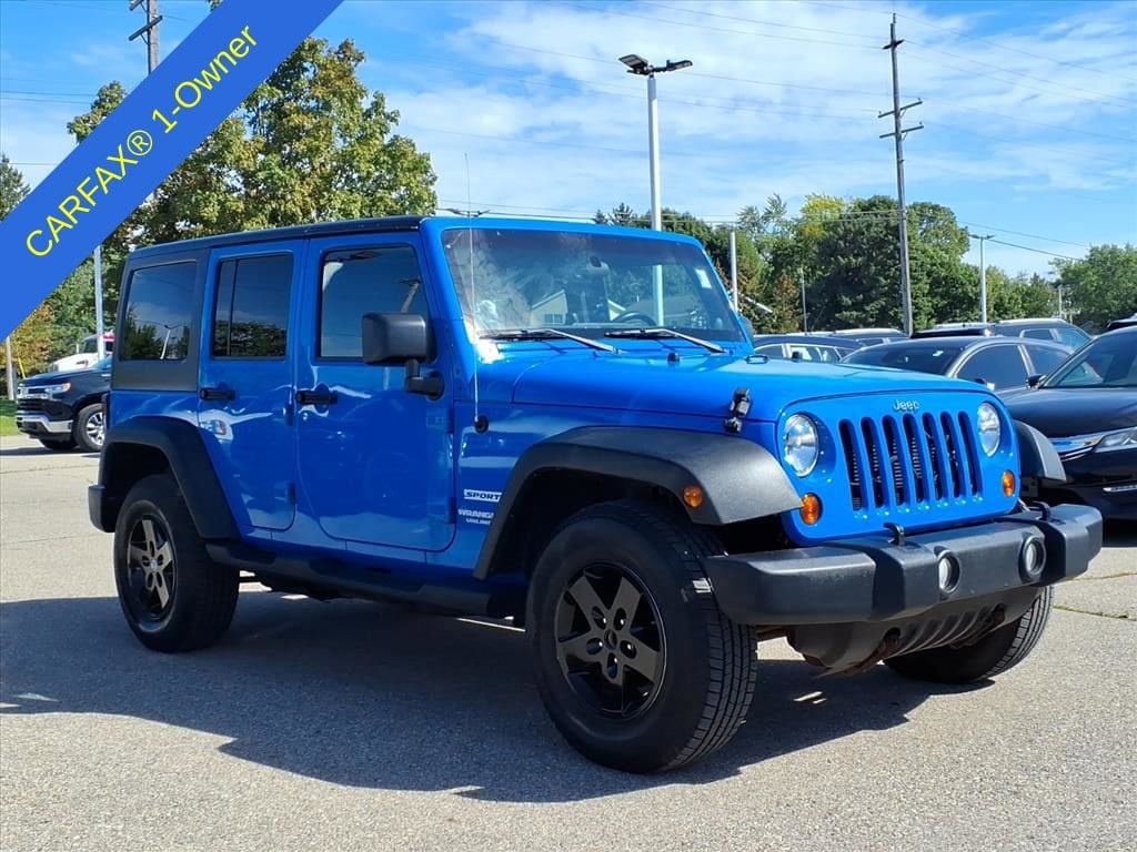 Thumbnail: 2012 Jeep Wrangler - 3