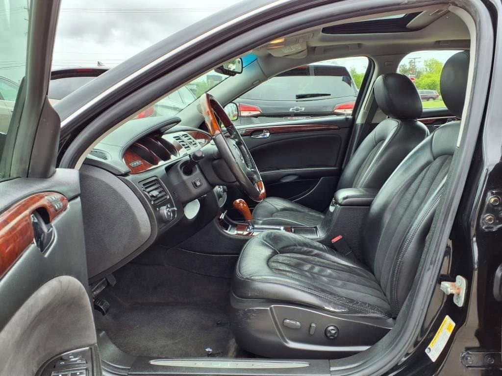 Thumbnail: 2009 Buick Lucerne - 14