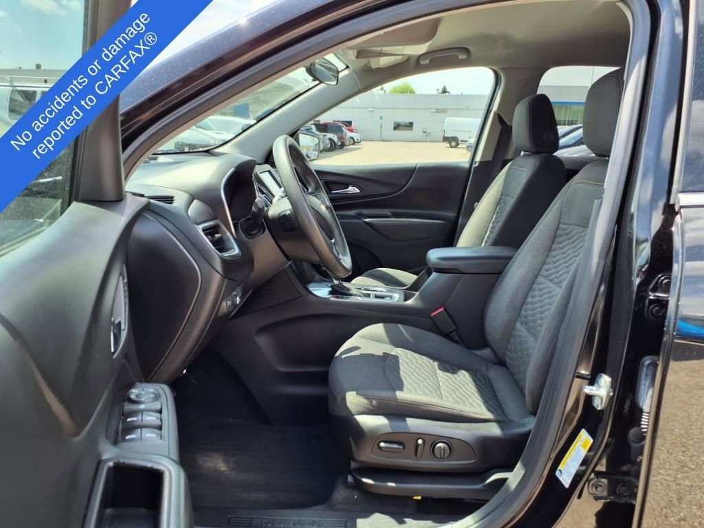 Thumbnail: 2018 Chevrolet Equinox - 18