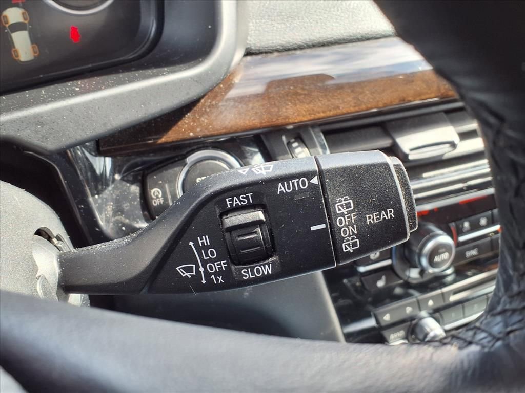 Thumbnail: 2016 BMW X5 - 18