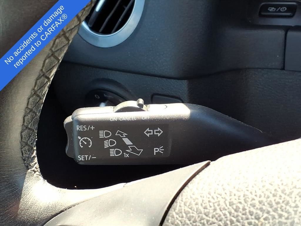 Thumbnail: 2016 Volkswagen Tiguan - 24