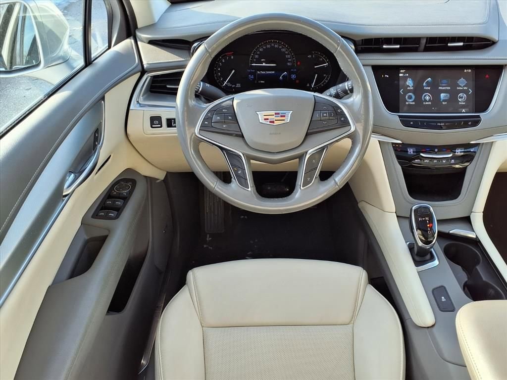 Thumbnail: 2018 Cadillac XT5 - 12