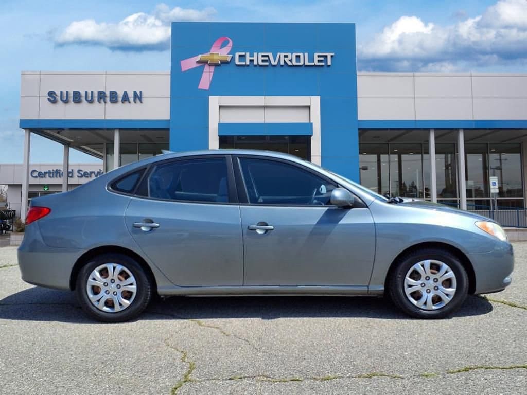 Thumbnail: 2010 Hyundai Elantra - 4