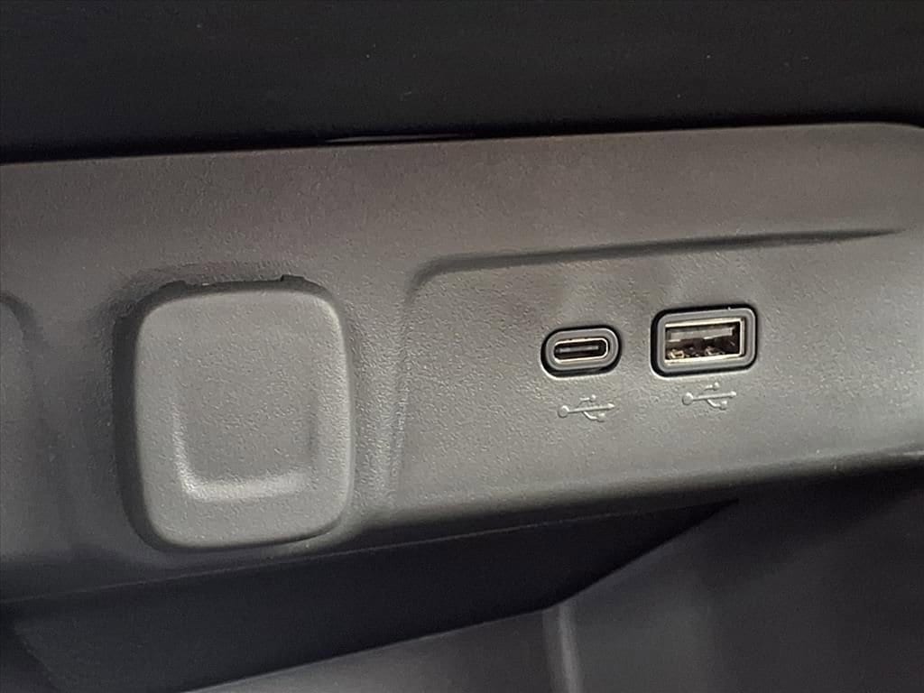 Thumbnail: 2026 Chevrolet Trax - 21