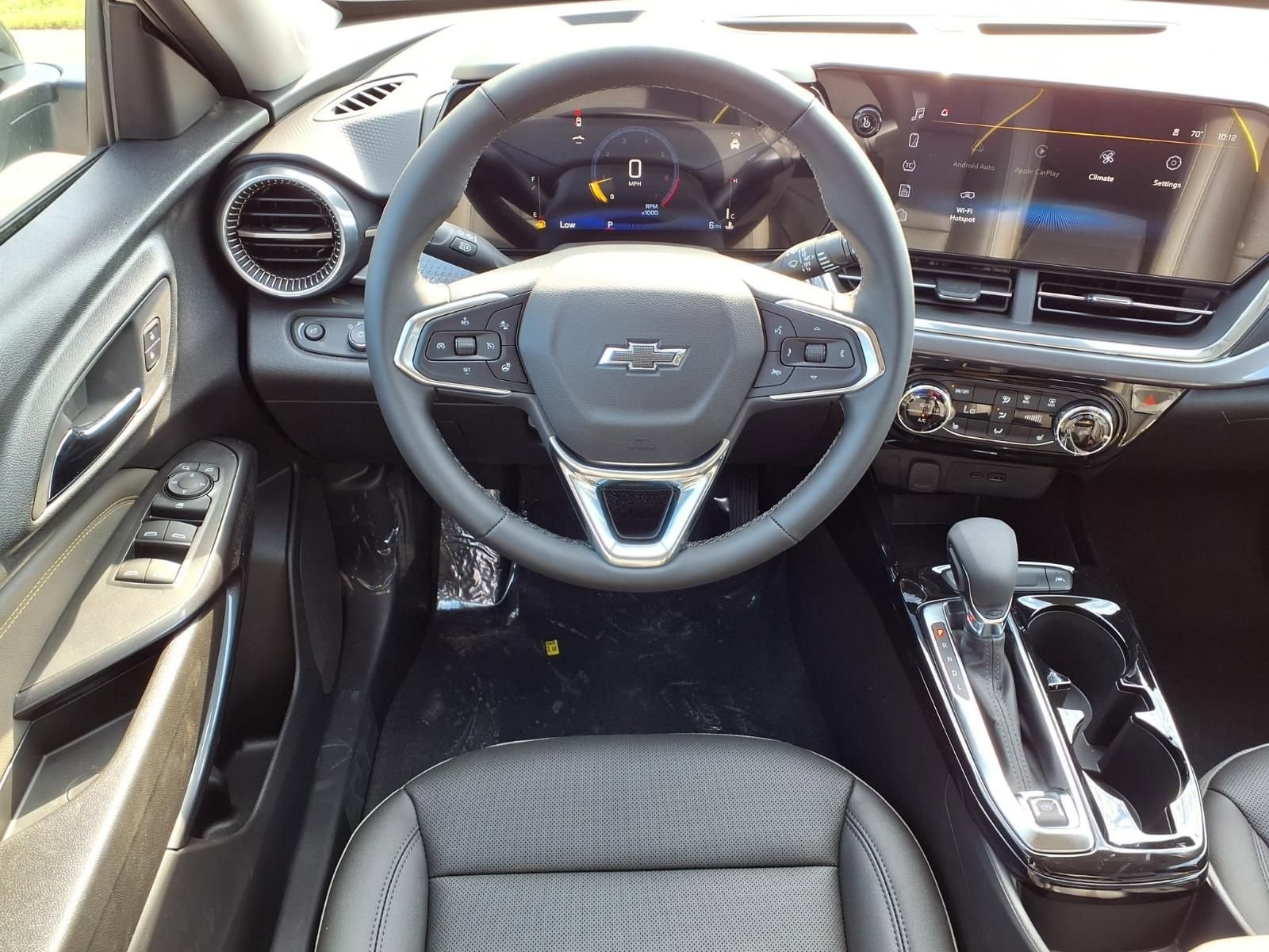 Thumbnail: 2026 Chevrolet Trax - 11