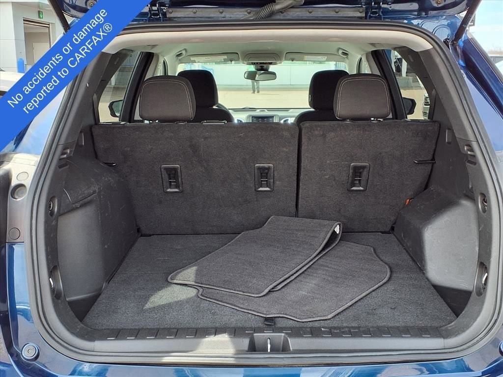 Thumbnail: 2022 Chevrolet Equinox - 12