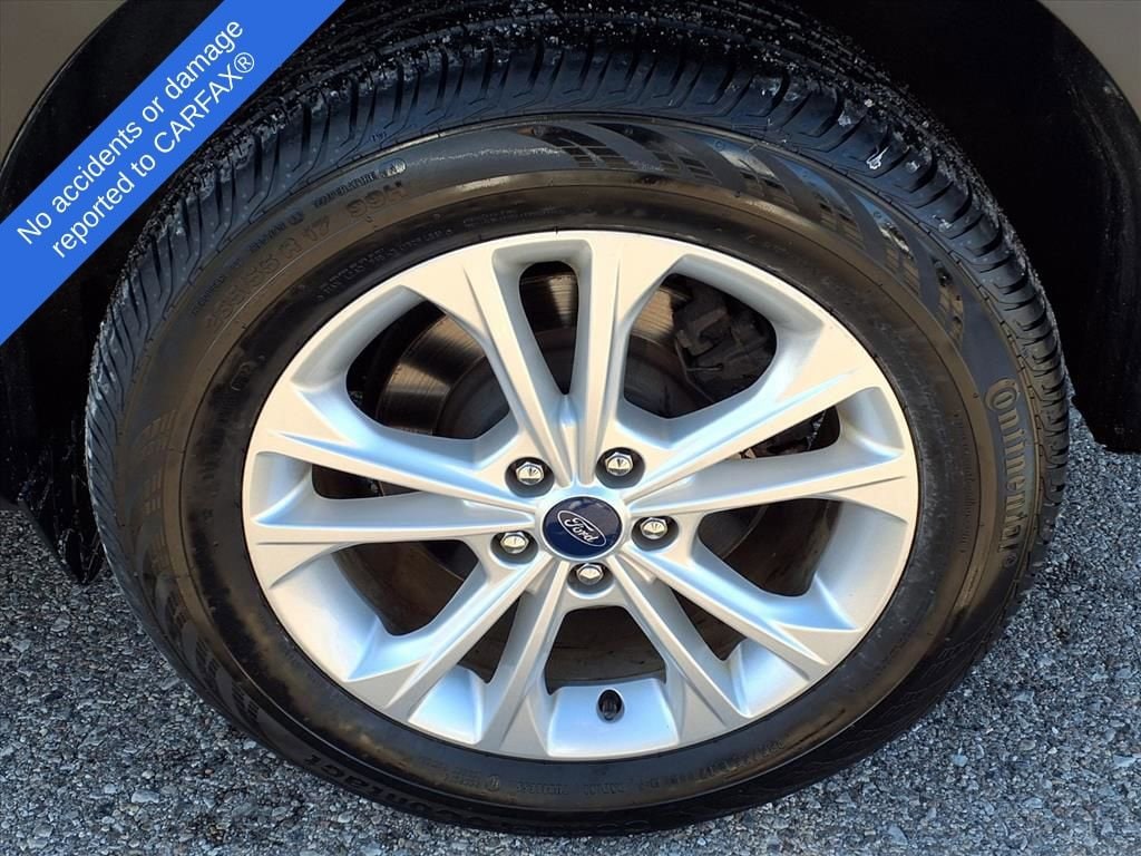 Thumbnail: 2017 Ford Escape - 10