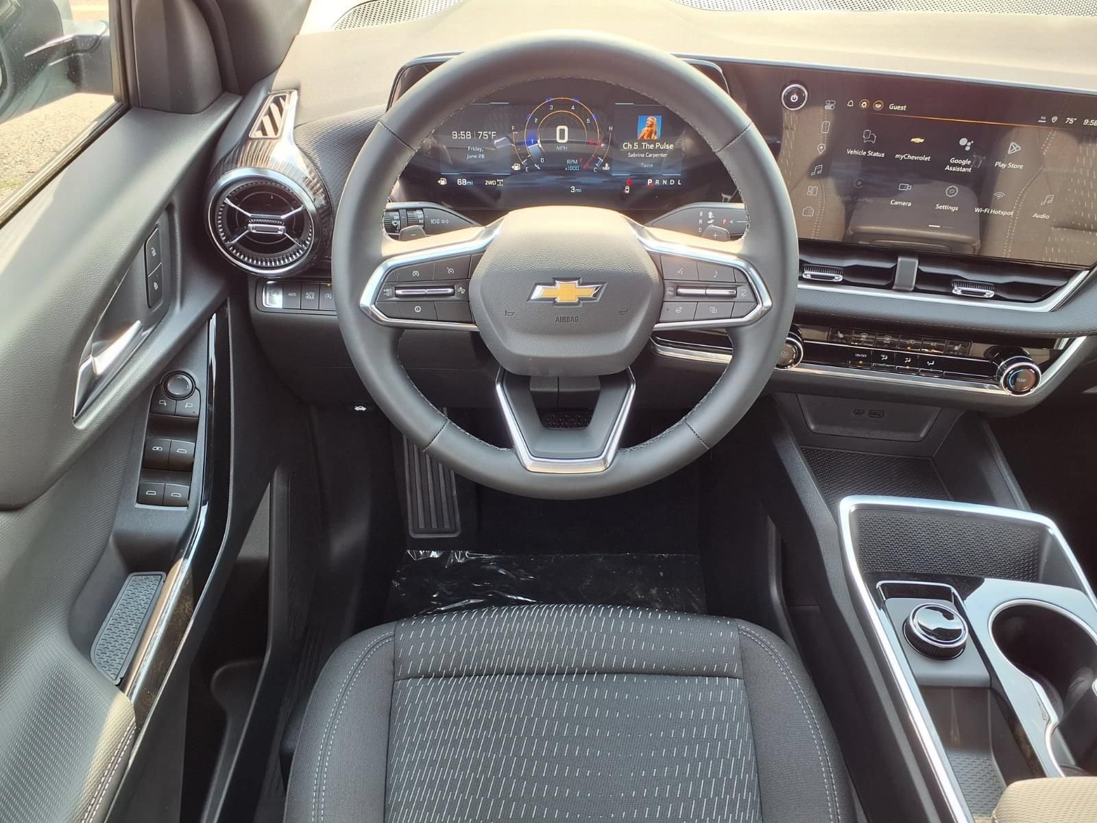 Thumbnail: 2026 Chevrolet Equinox - 12