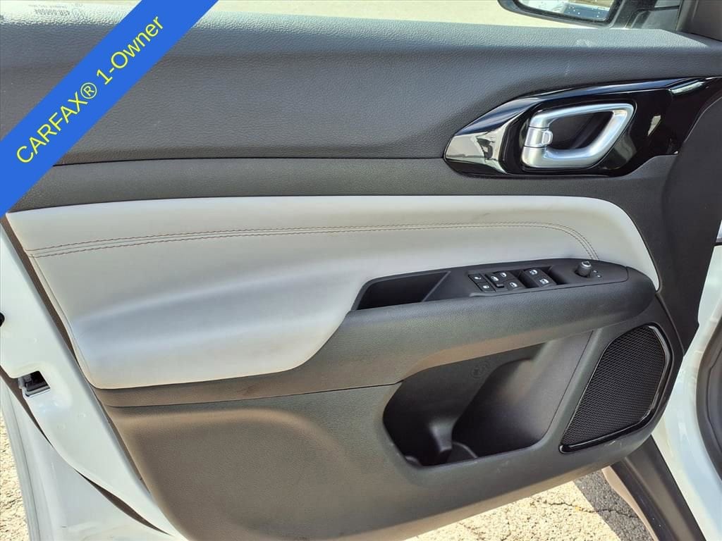 Thumbnail: 2025 Jeep Compass - 16