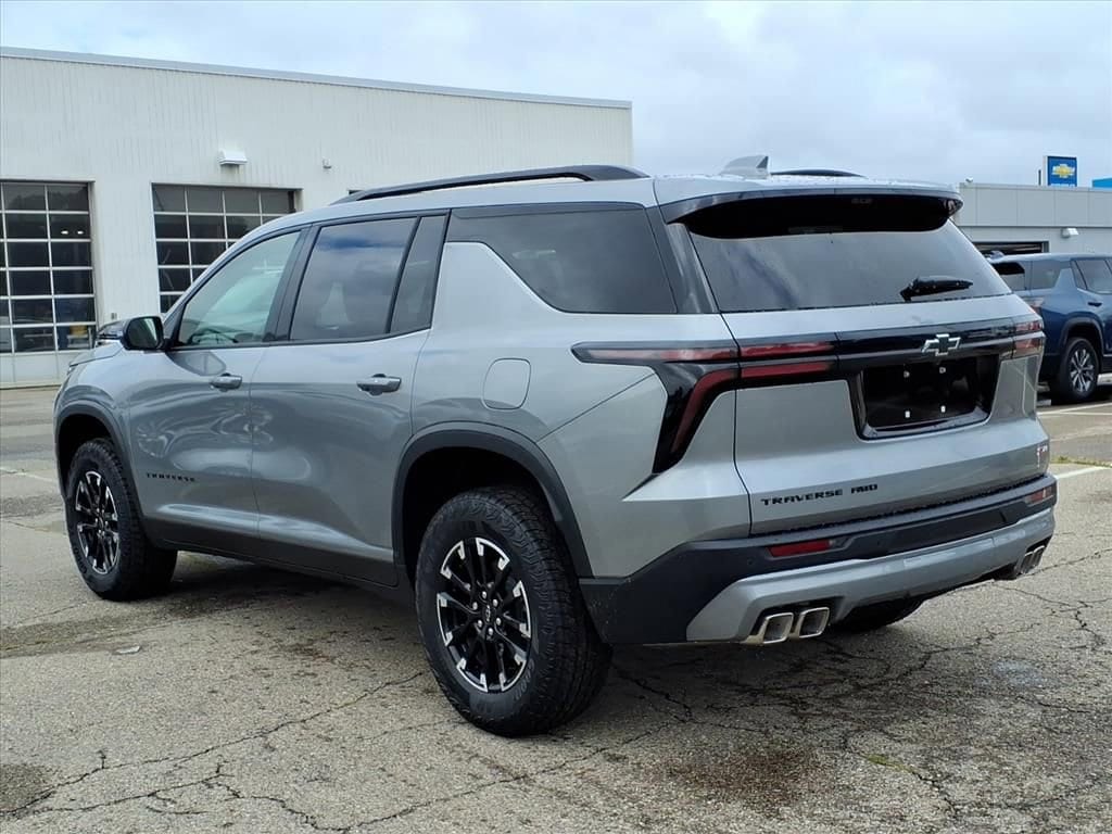 Thumbnail: 2026 Chevrolet Traverse - 6