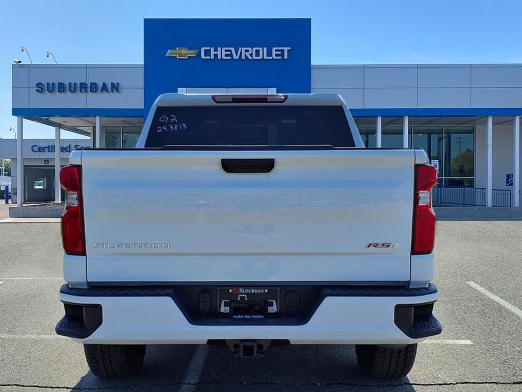 Thumbnail: 2026 Chevrolet Silverado 1500 - 5