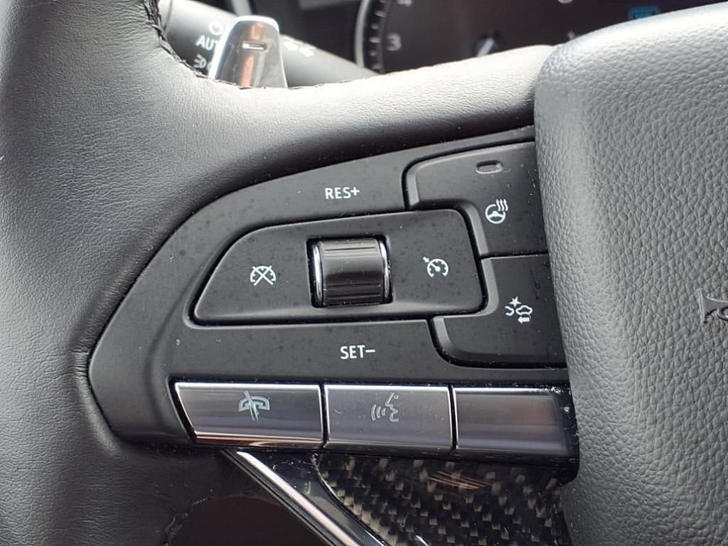 Thumbnail: 2023 Cadillac XT6 - 27