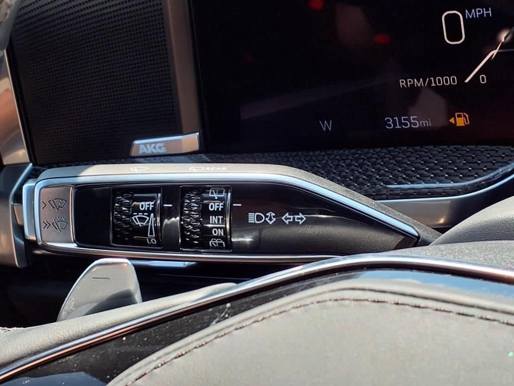Thumbnail: 2025 Cadillac Escalade - 22