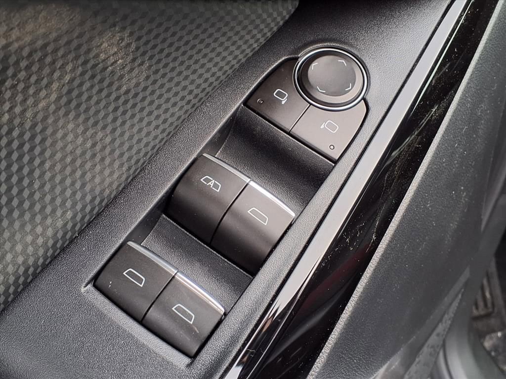 Thumbnail: 2026 Chevrolet Equinox - 13