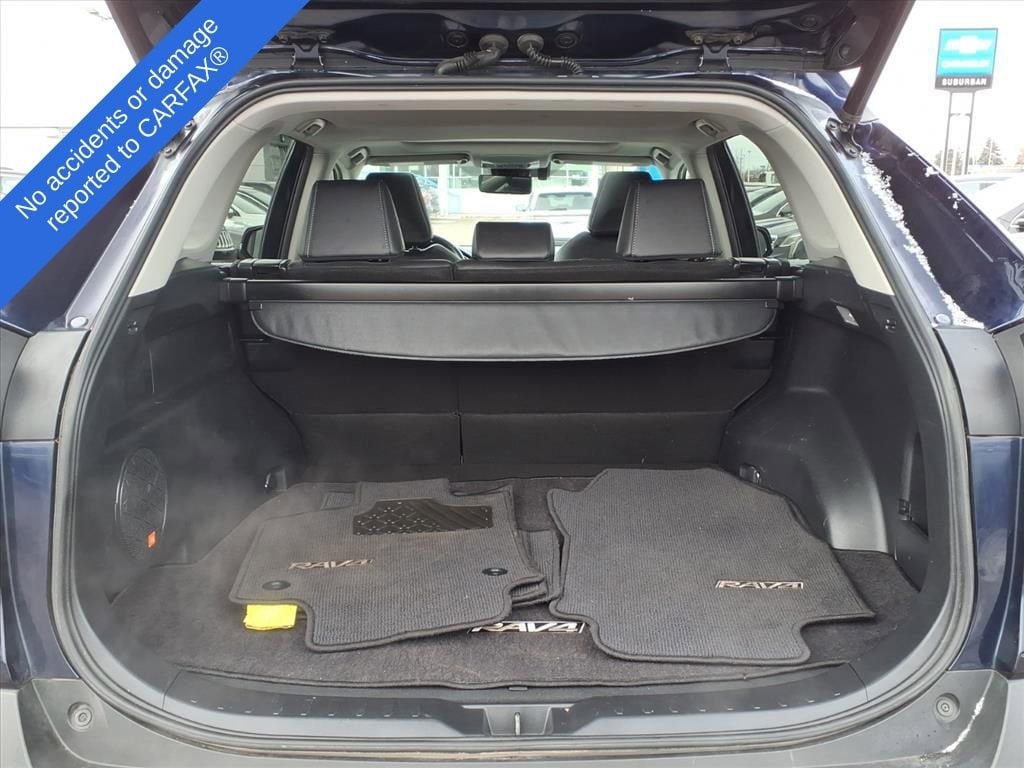 Thumbnail: 2019 Toyota RAV4 - 12