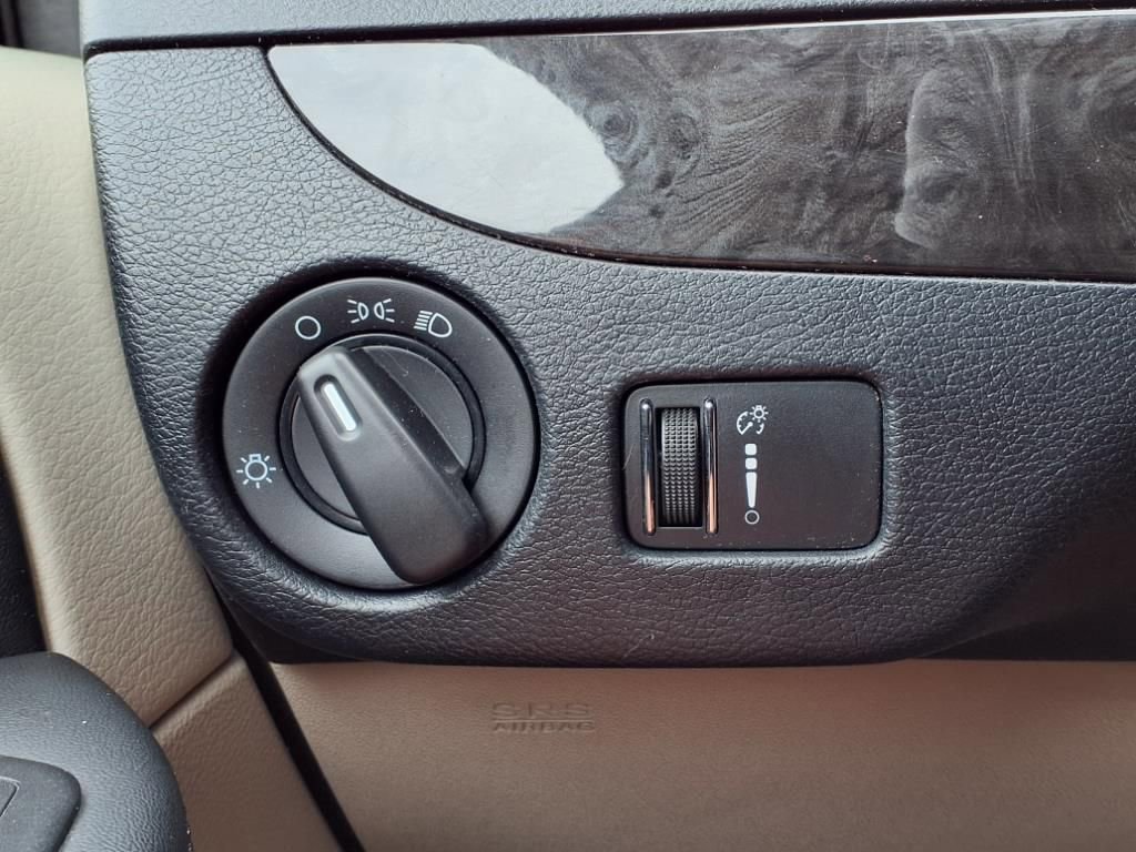 Thumbnail: 2016 Dodge Grand Caravan - 28
