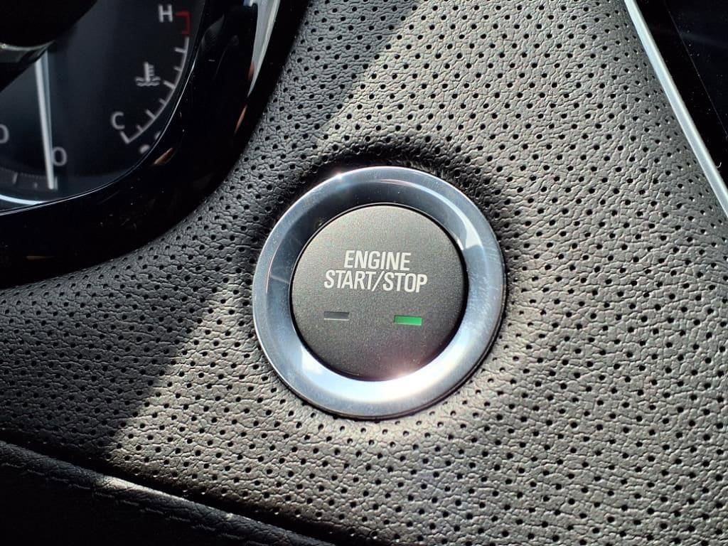 Thumbnail: 2025 Cadillac XT5 - 22