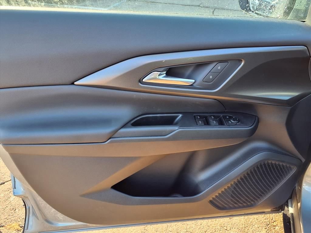 Thumbnail: 2026 Chevrolet Equinox - 12