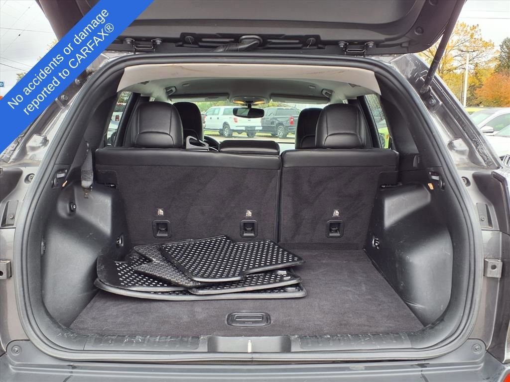 Thumbnail: 2019 Jeep Cherokee - 10