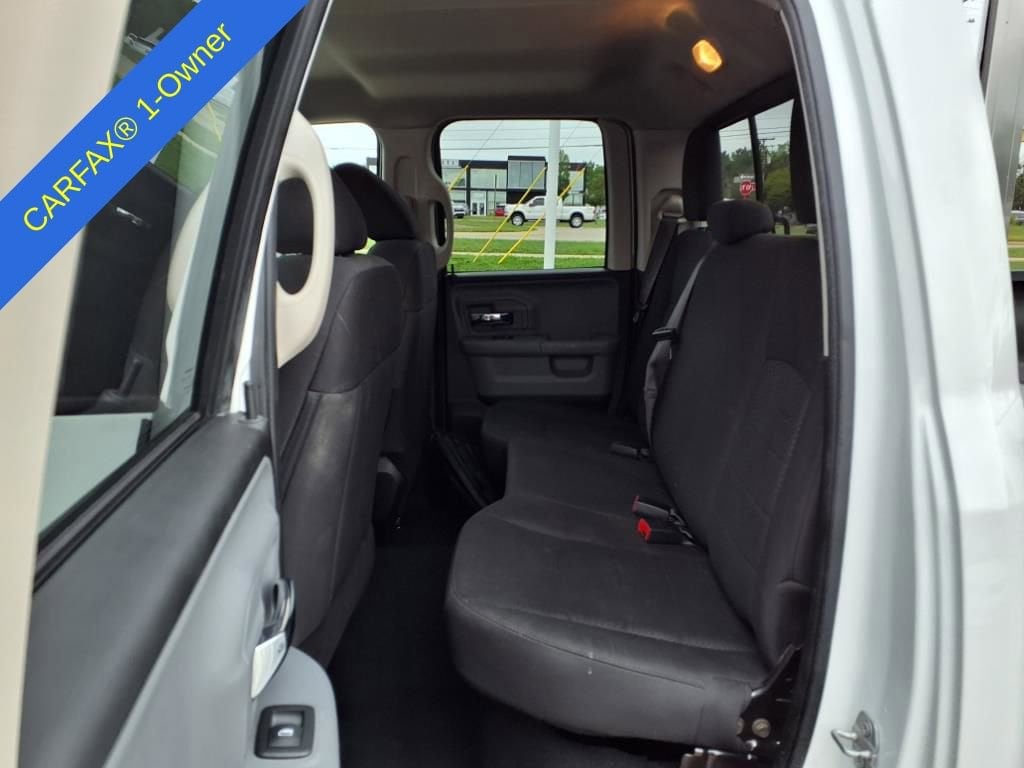 Thumbnail: 2019 RAM 1500 Classic - 13