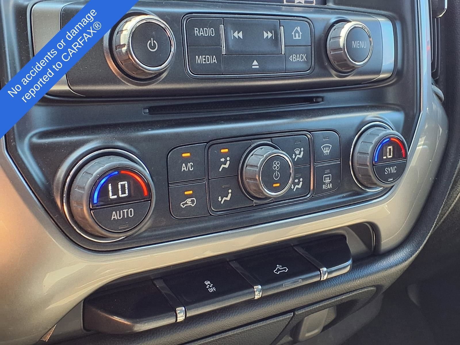 Thumbnail: 2015 Chevrolet Silverado 1500 - 24