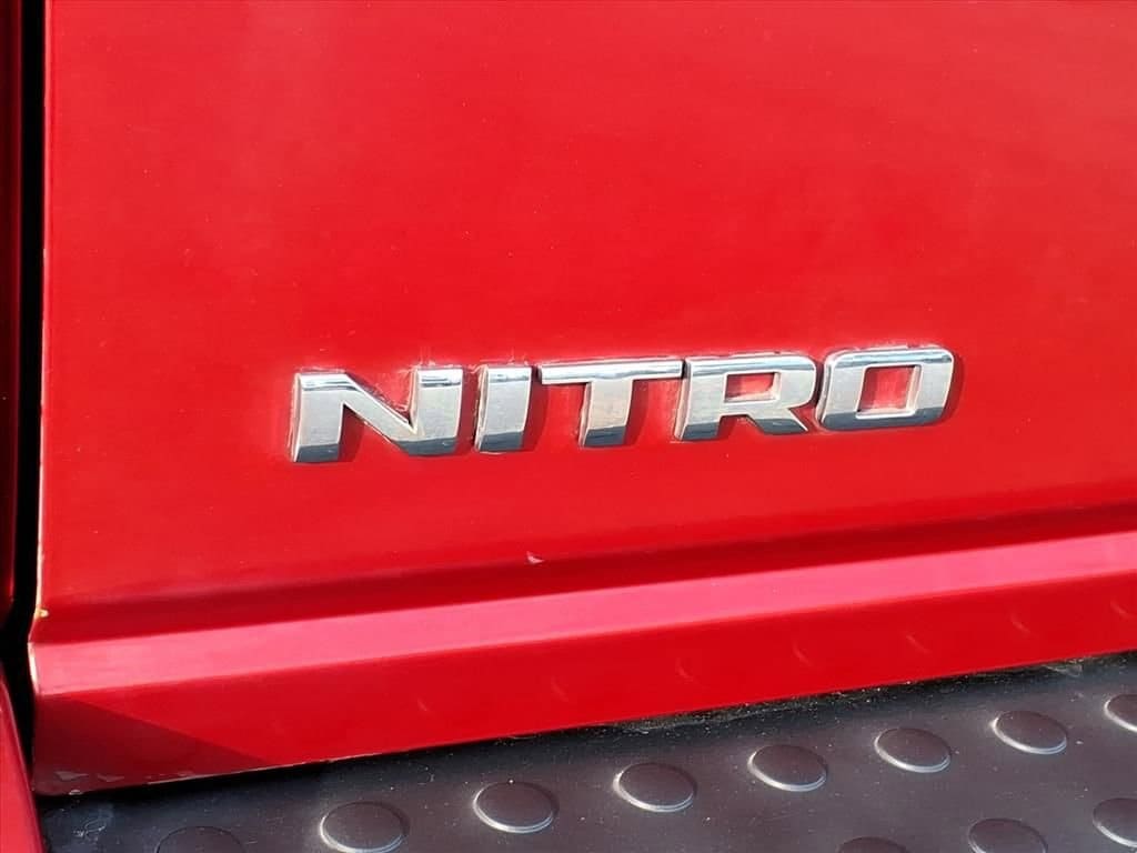 Thumbnail: 2008 Dodge Nitro - 10