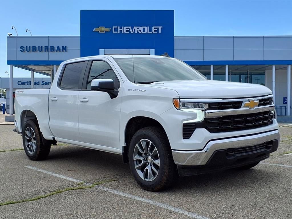 2025 Chevrolet Silverado 1500 LT photo 3