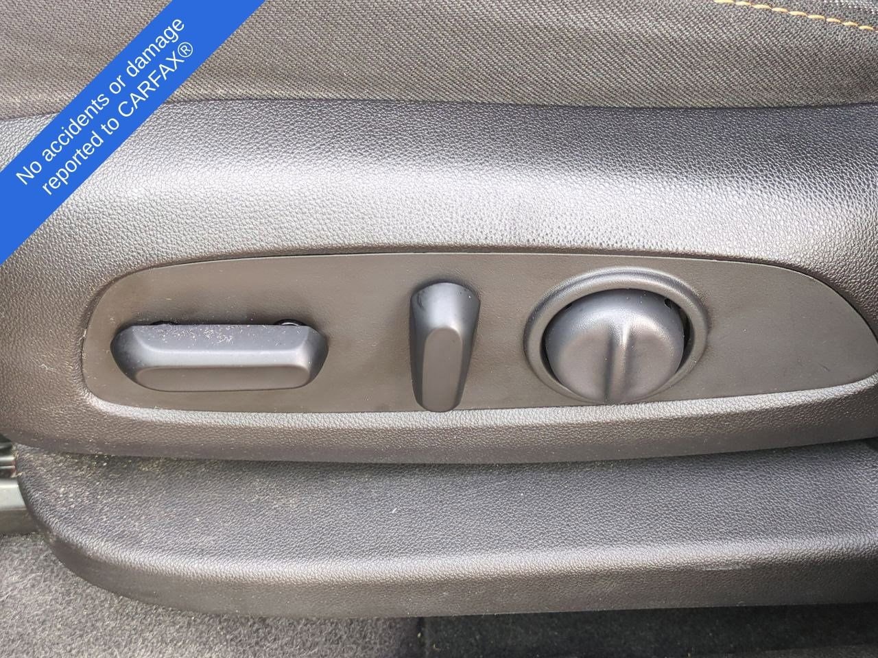 Thumbnail: 2020 Chevrolet Equinox - 17