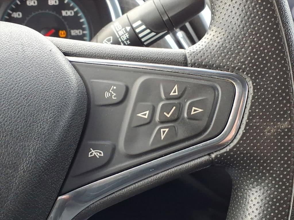 Thumbnail: 2021 Chevrolet Malibu - 23