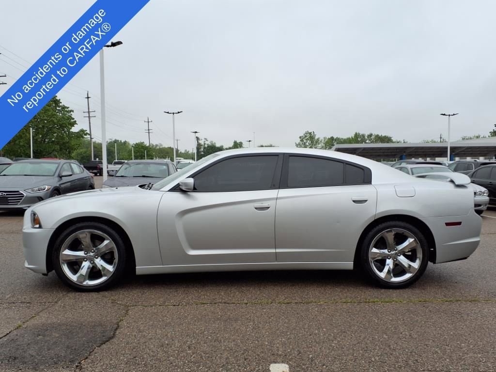 Thumbnail: 2012 Dodge Charger - 9