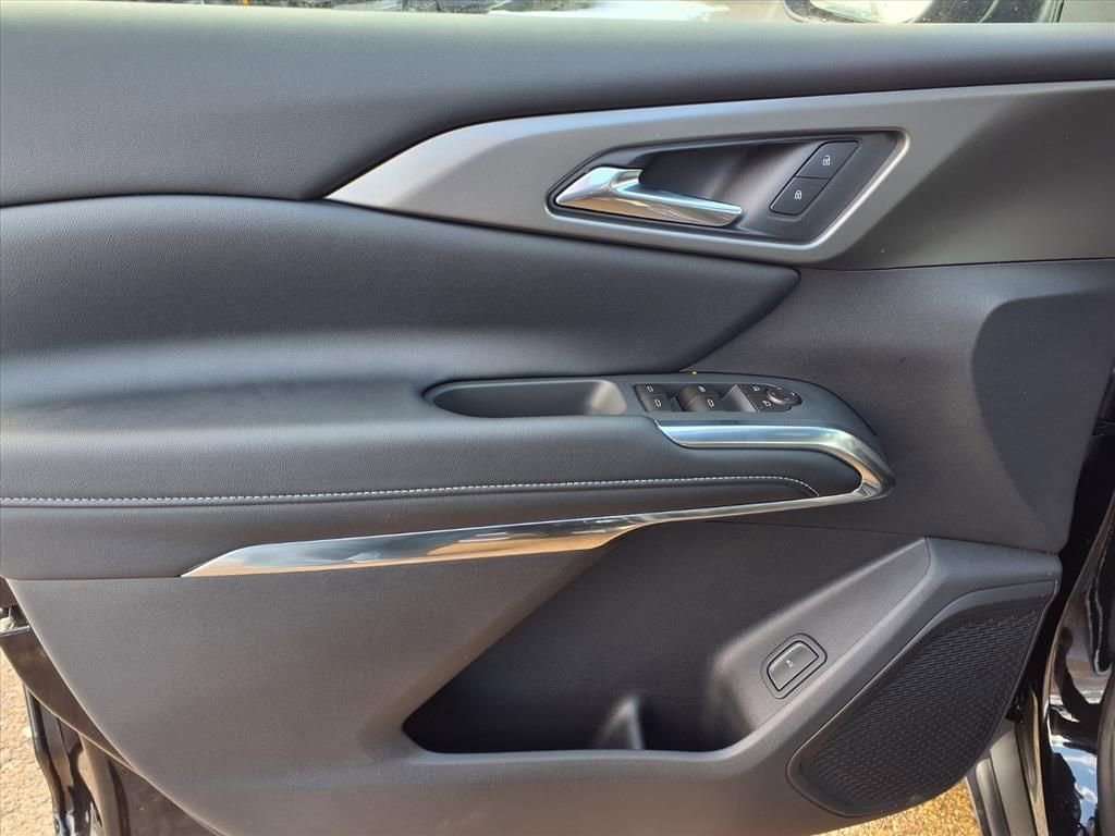 Thumbnail: 2026 Chevrolet Traverse - 11