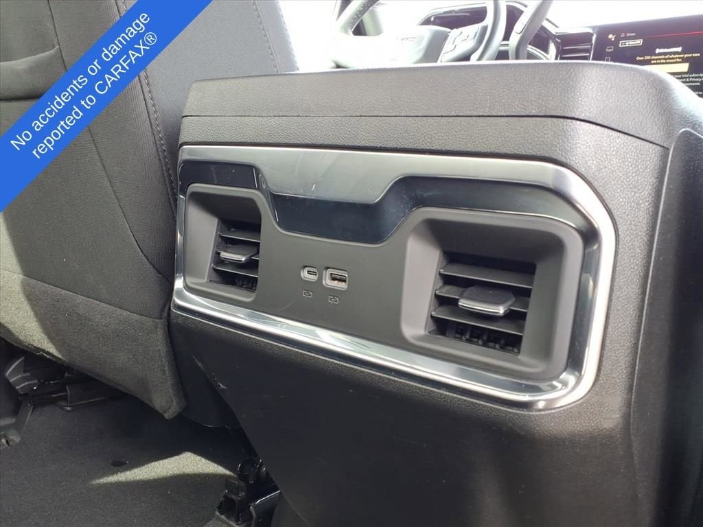 Thumbnail: 2024 GMC Sierra 3500 - 18