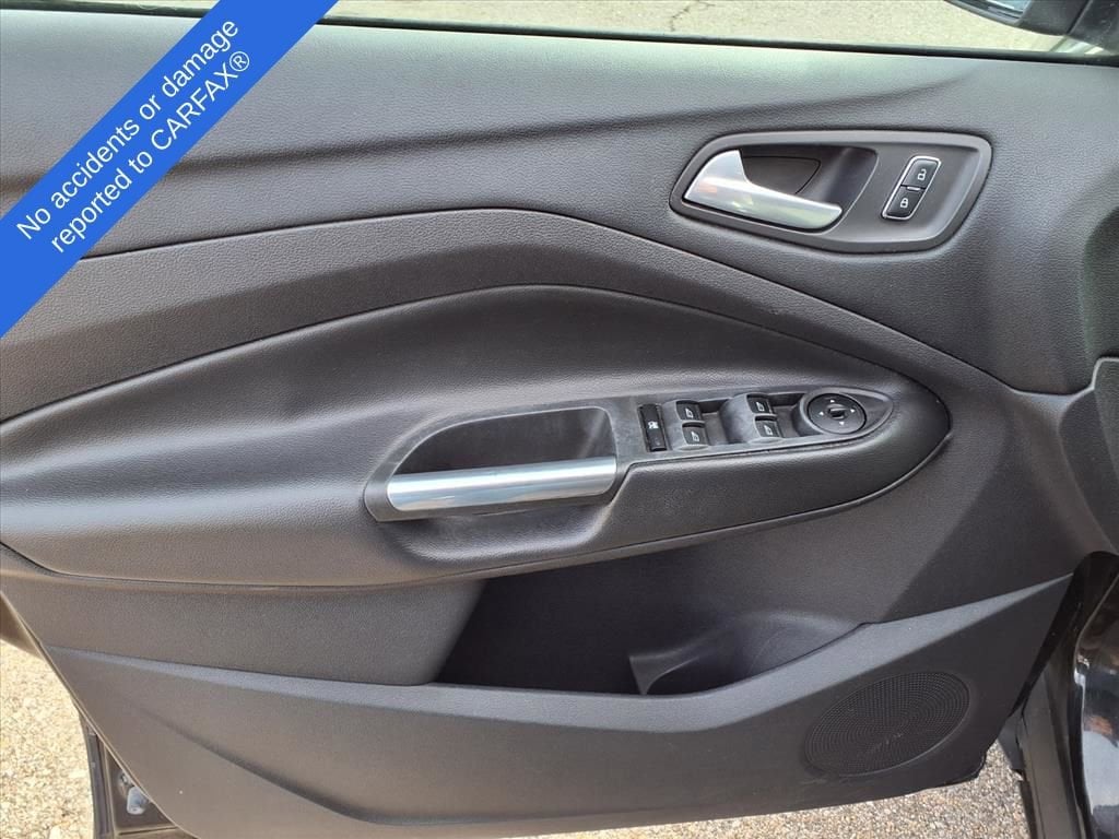 Thumbnail: 2014 Ford Escape - 16