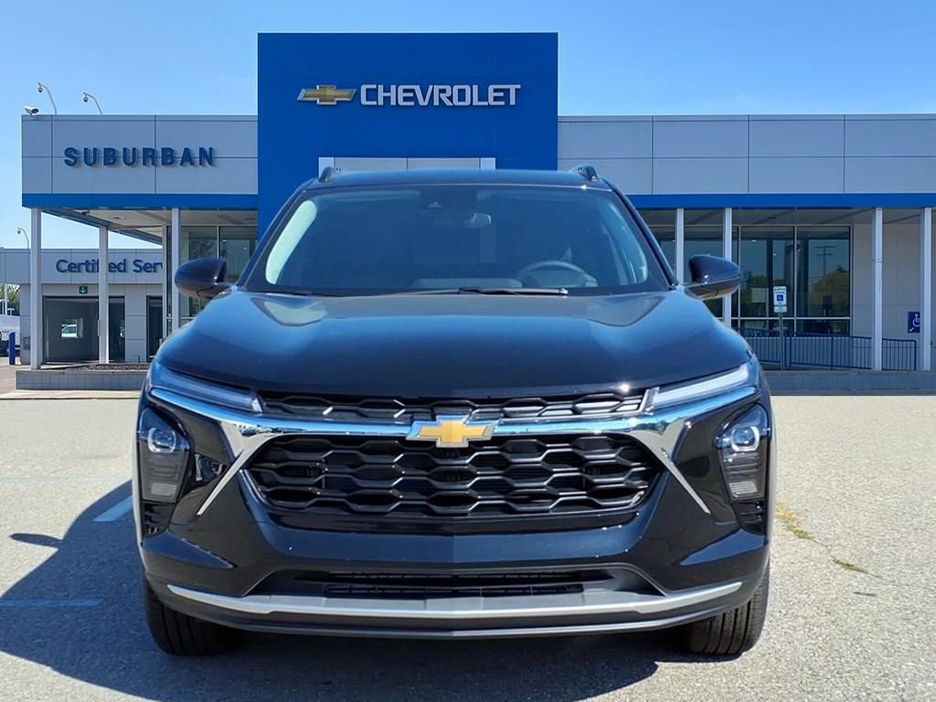2026 Chevrolet Trax LT photo 2