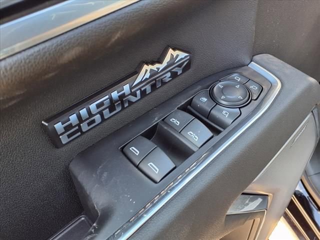 Thumbnail: 2025 Chevrolet Silverado 1500 - 12