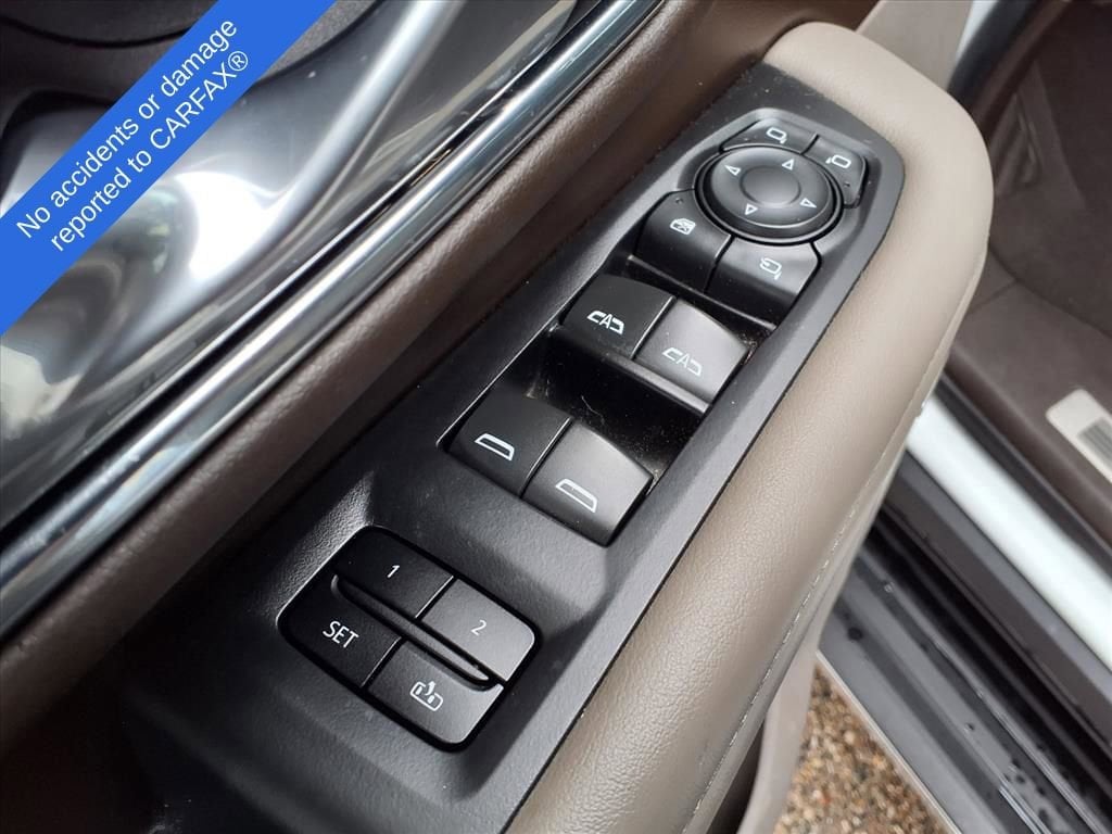 Thumbnail: 2022 Chevrolet Tahoe - 16