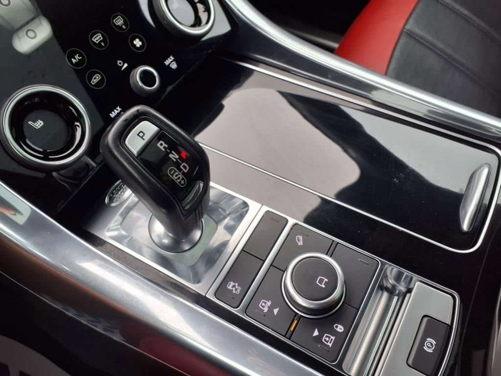 Thumbnail: 2019 Land Rover Range Rover Sport - 25
