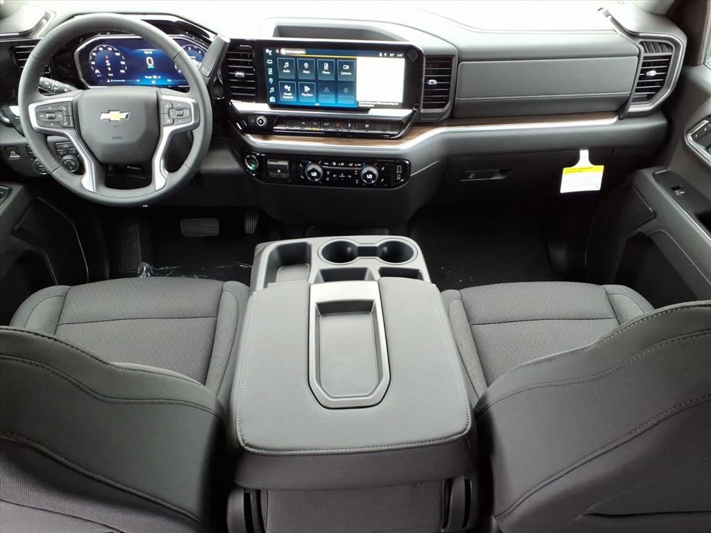 Thumbnail: 2026 Chevrolet Silverado 1500 - 9