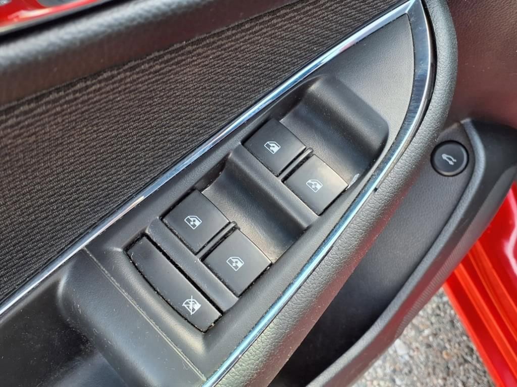 Thumbnail: 2016 Chevrolet Cruze - 14