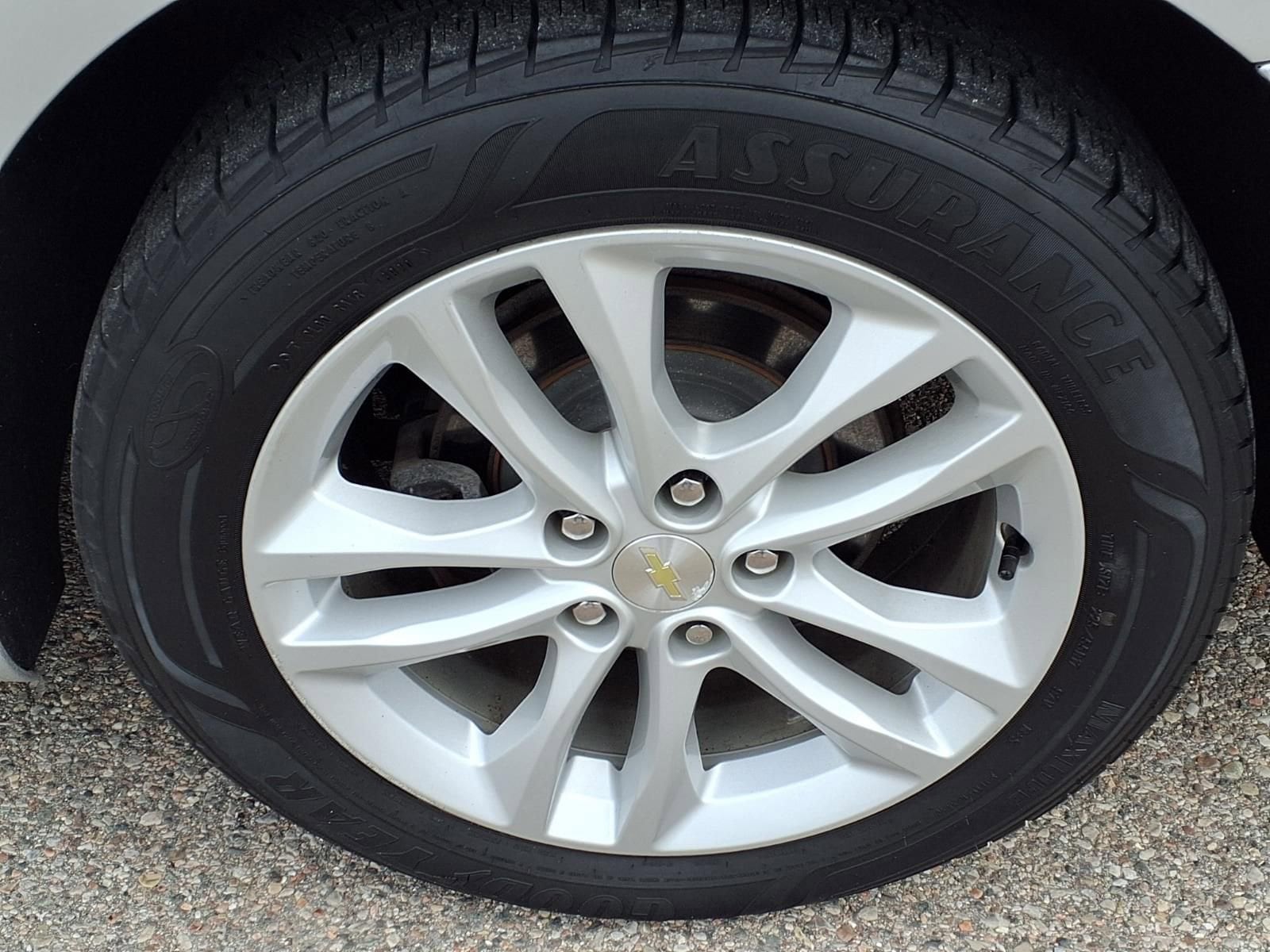 Thumbnail: 2016 Chevrolet Malibu - 9