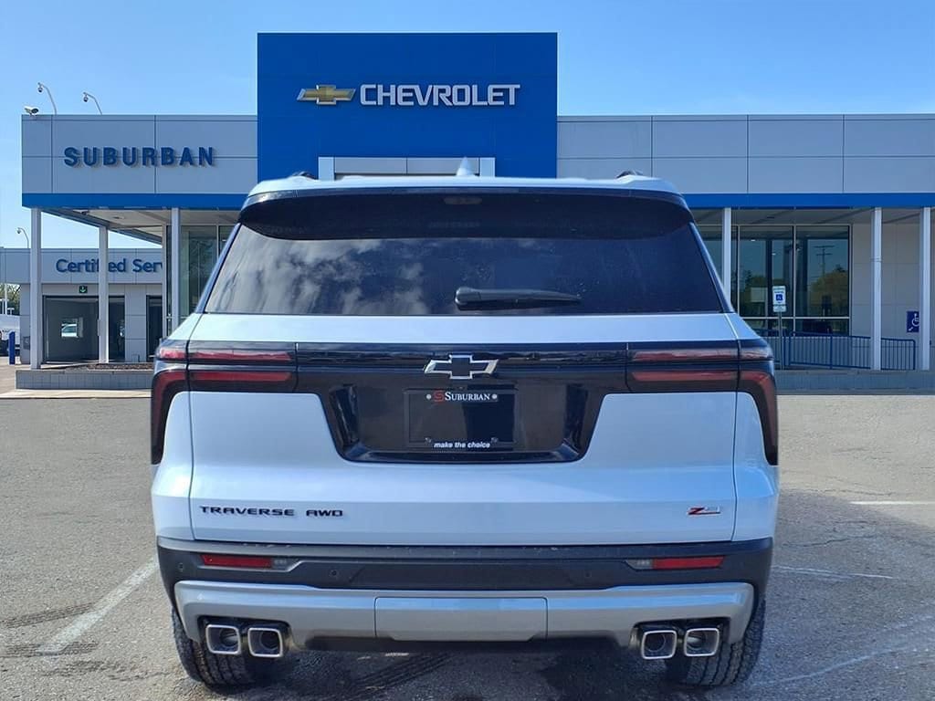 Thumbnail: 2026 Chevrolet Traverse - 5