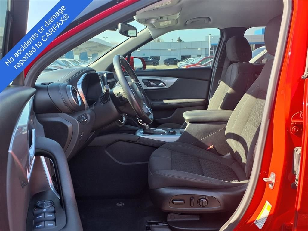 Thumbnail: 2020 Chevrolet Blazer - 17