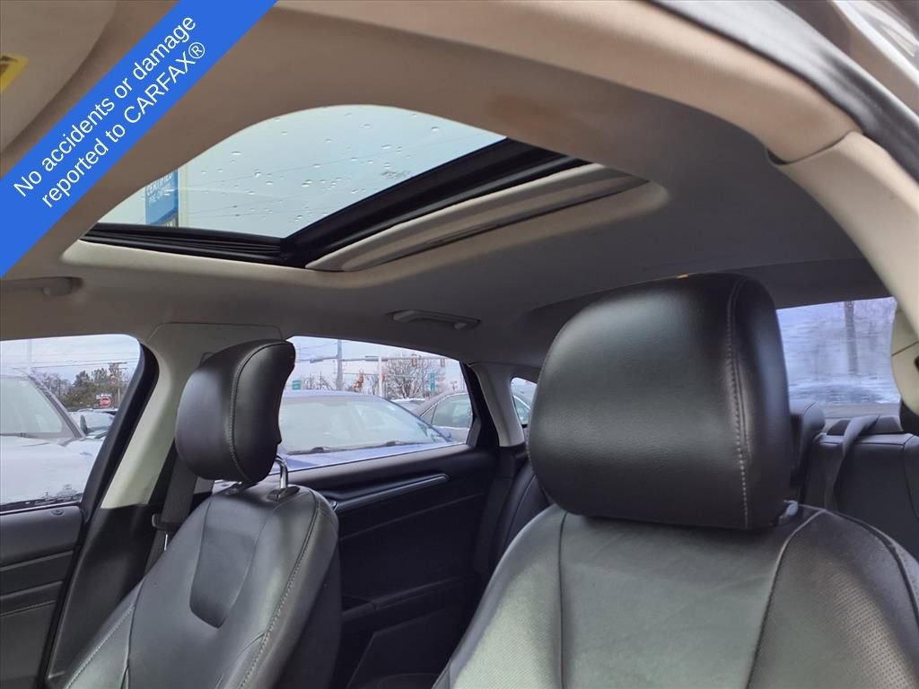 Thumbnail: 2013 Ford Fusion - 18