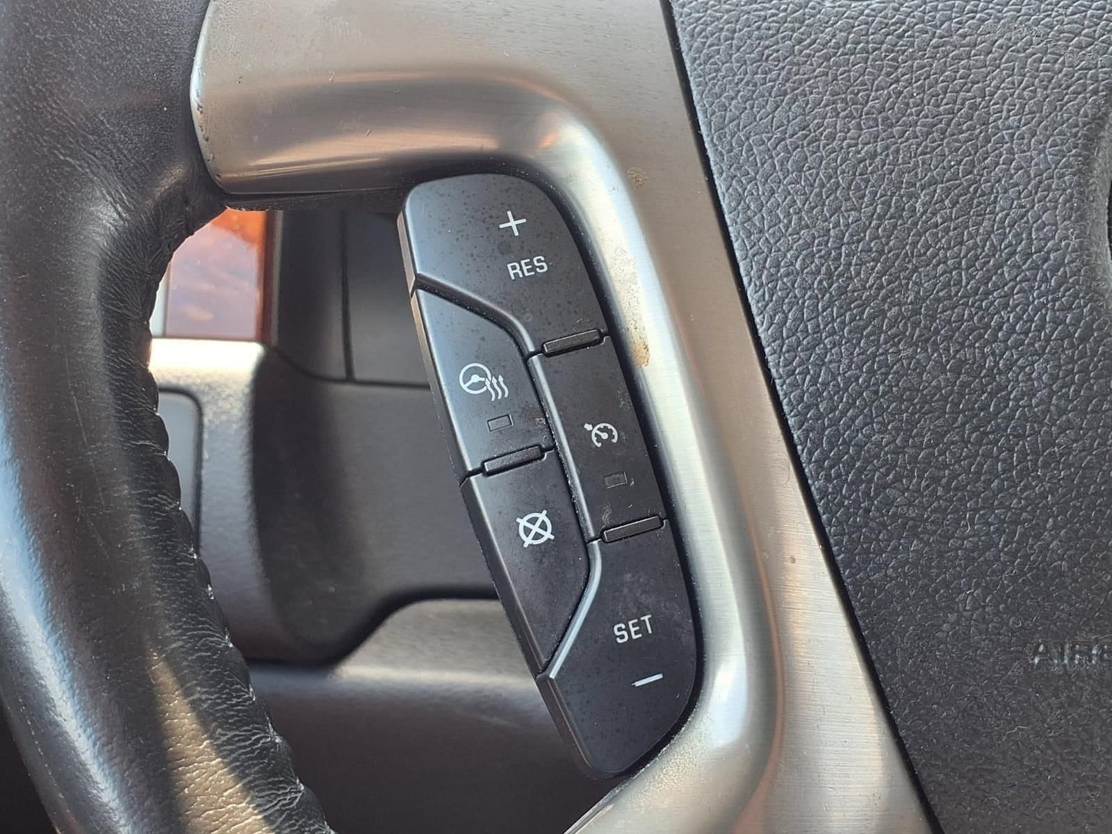 Thumbnail: 2012 GMC Yukon - 22