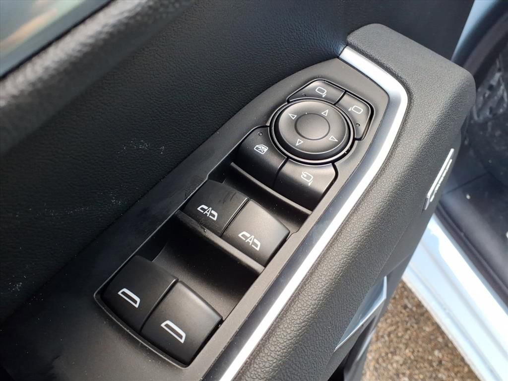 Thumbnail: 2026 Chevrolet Silverado 1500 - 12