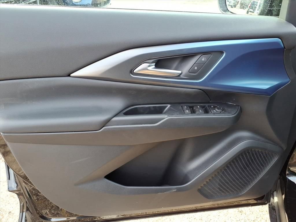 Thumbnail: 2026 Chevrolet Equinox - 13